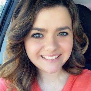 Meet your Posher, Jenna